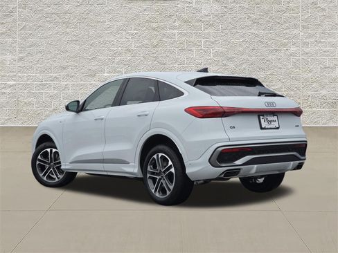New 2026 Audi Q5 Premium AWD/4WD image 5