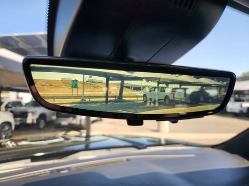 Used 2025 GMC Sierra 2500 AT4 w/ AT4 Premium Plus Package image 32