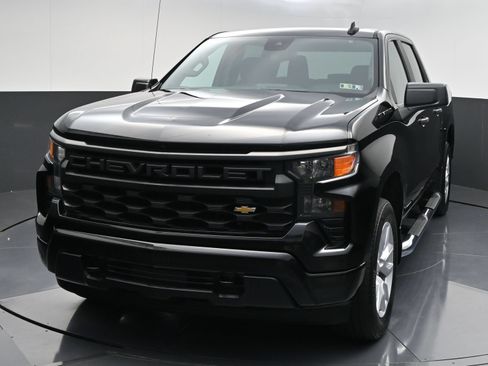 Used 2023 Chevrolet Silverado 1500 Custom w/ LPO, Dark Essentials Package AWD/4WD image 3