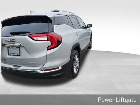 Used 2022 GMC Terrain SLT image 21
