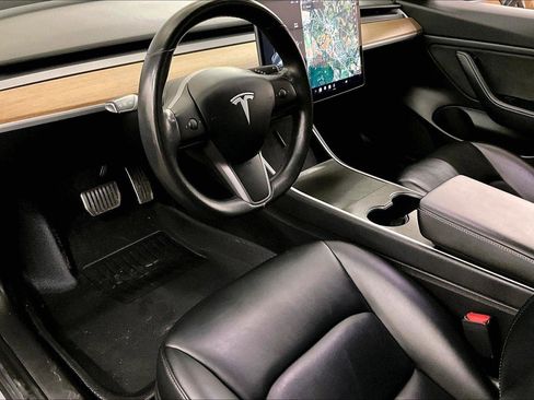 Used 2019 Tesla Model 3 Mid Range image 13