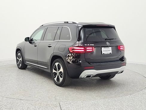 Certified 2025 Mercedes-Benz GLB 250 image 7