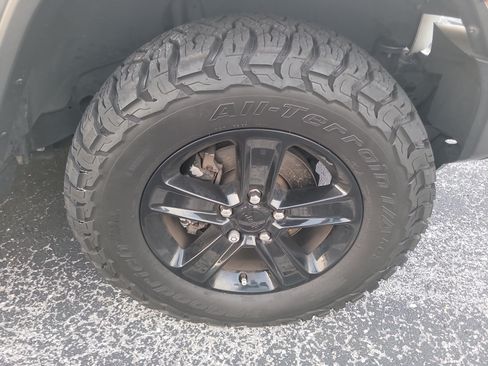 Used 2020 Jeep Wrangler Unlimited Sport AWD/4WD image 10