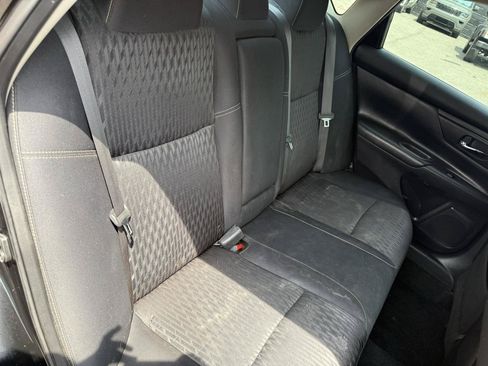 Used 2018 Nissan Altima 2.5 S w/ S Convenience Package FWD image 8