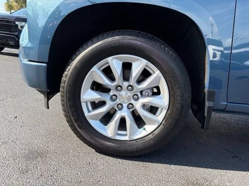 Used 2024 Chevrolet Silverado 1500 Custom RWD image 9