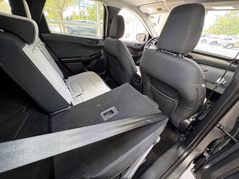 Used 2025 Ford Escape Active AWD/4WD image 50
