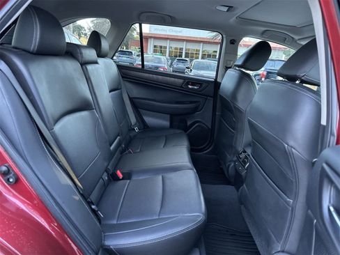 Used 2015 Subaru Outback 3.6R Limited image 16