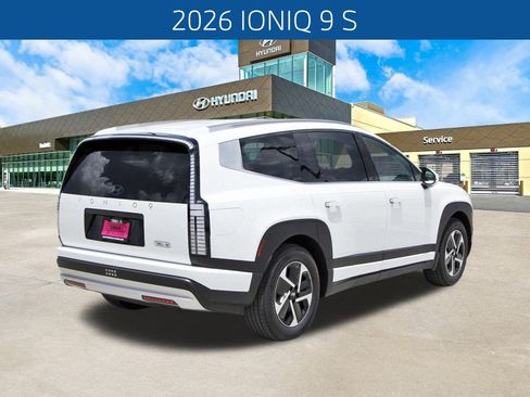 New 2026 Hyundai Ioniq 9 S image 4