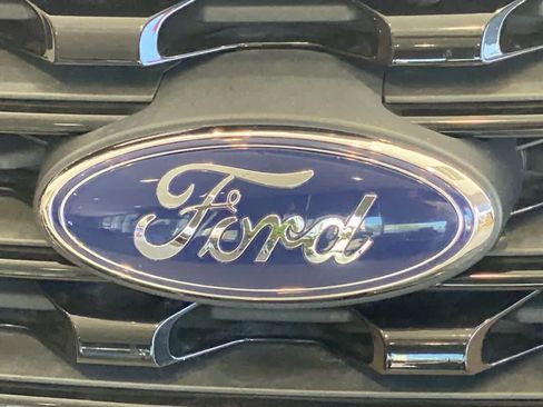 Used 2016 Ford Explorer Sport w/ Equipment Group 401A AWD/4WD image 10