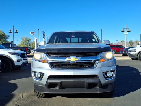 Used 2019 Chevrolet Colorado LT w/ LT Convenience Package image 2