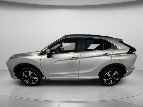 Used 2024 Mitsubishi Eclipse Cross SEL AWD/4WD image 9