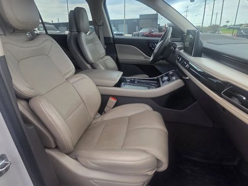 Used 2022 Lincoln Aviator Reserve w/ Equipment Group 201A AWD/4WD image 19