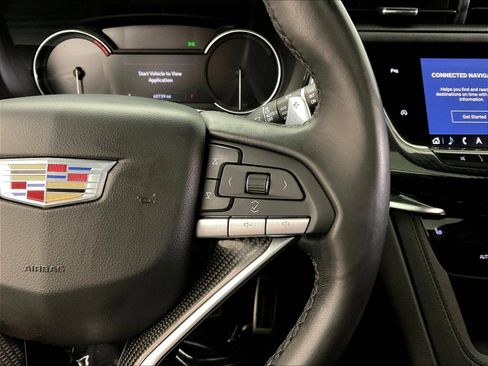 Used 2021 Cadillac XT6 Sport AWD/4WD image 12