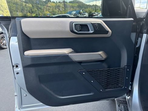 Used 2023 Ford Bronco Wildtrak AWD/4WD image 20