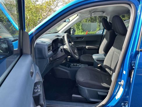 Used 2025 Ford Maverick XL FWD image 2