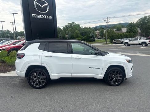Used 2024 Jeep Compass Limited w/ High Altitude Package AWD/4WD image 17