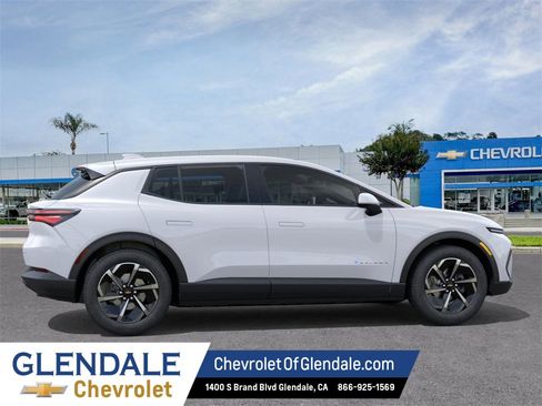 New 2026 Chevrolet Equinox EV LT image 5