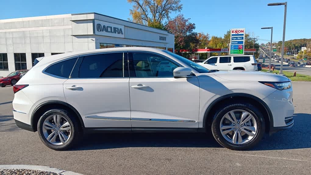 Used 2026 Acura MDX SH-AWD image 6