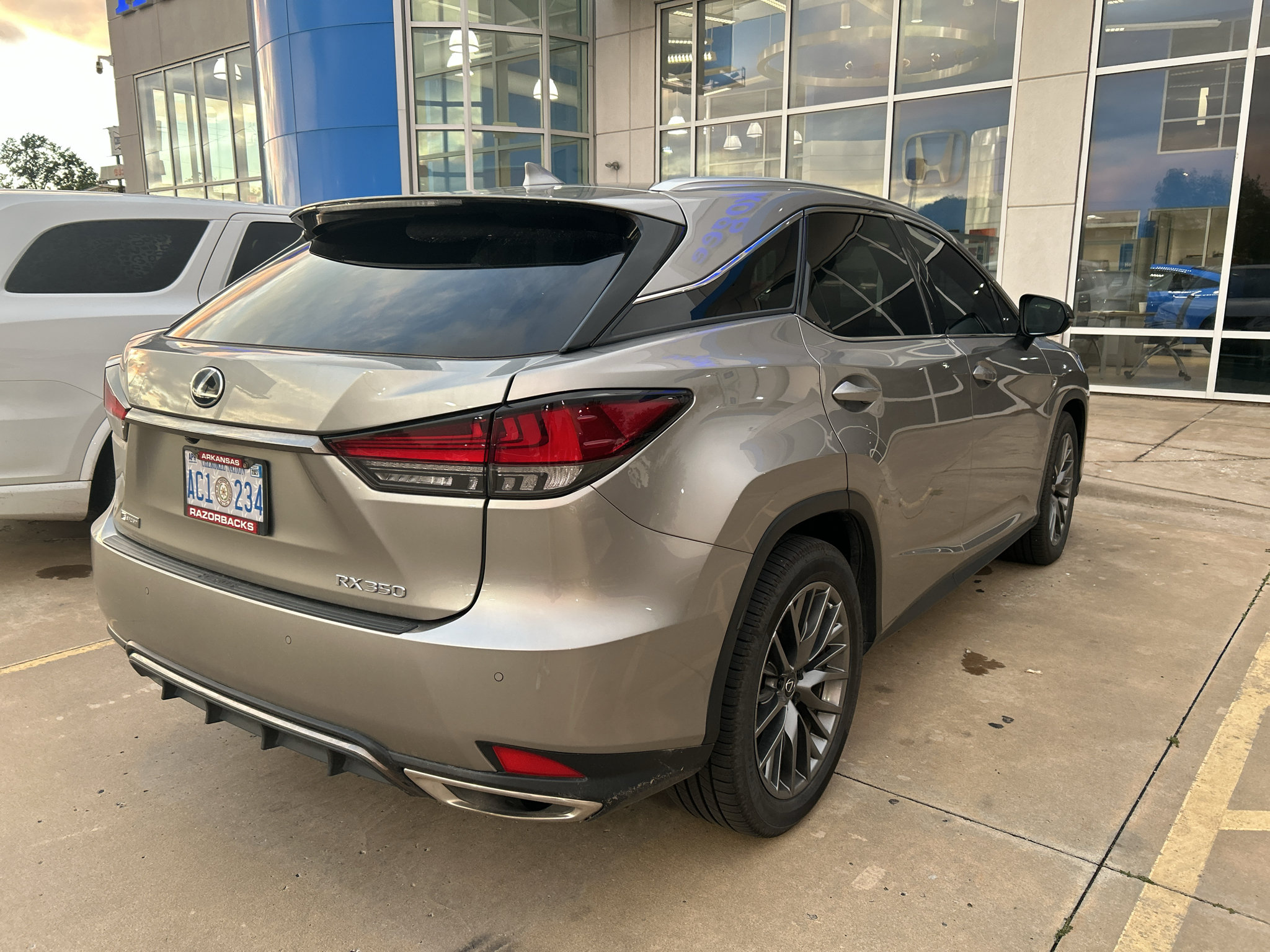 Used 2020 Lexus RX 350 F Sport w/ Accessory Package AWD/4WD image 3