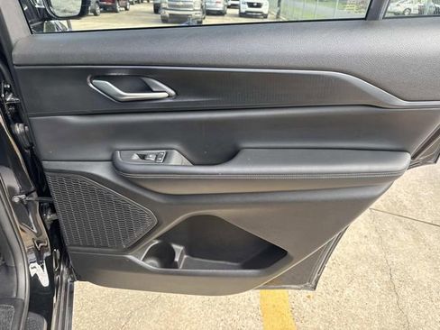 Used 2023 Jeep Grand Cherokee L Laredo RWD image 26