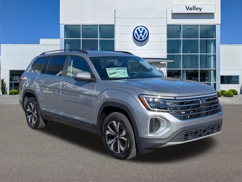 New 2026 Volkswagen Atlas SE image 1