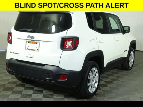 Certified 2023 Jeep Renegade Latitude AWD/4WD image 7