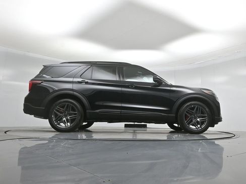 New 2026 Ford Explorer ST-Line image 48