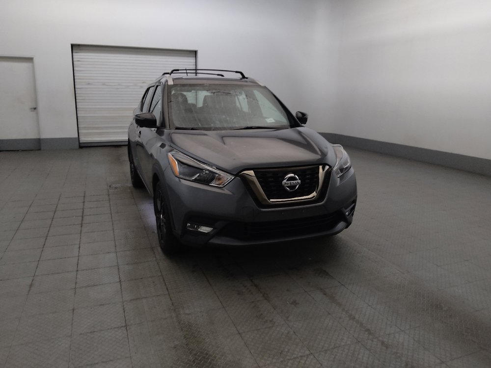 Used 2019 Nissan Kicks SR w/ SR Premium Package FWD image 14