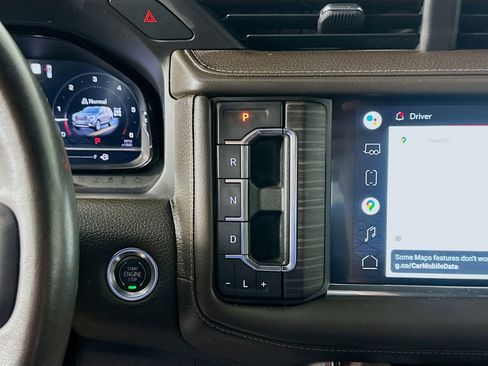 Used 2022 GMC Yukon XL Denali AWD/4WD image 17