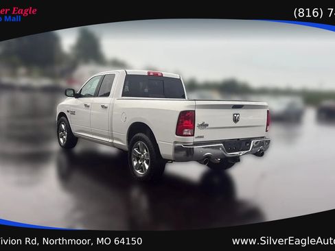 Used 2017 RAM 1500 Big Horn RWD image 3