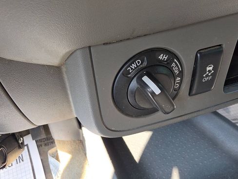 Used 2017 Nissan Frontier S w/ S Work Truck Package (4X4) image 19