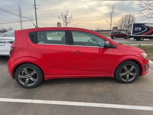 Used 2014 Chevrolet Sonic RS FWD image 4