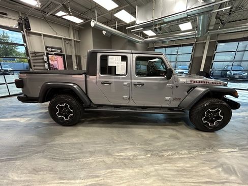Used 2020 Jeep Gladiator Rubicon w/ Dual Top Group image 31