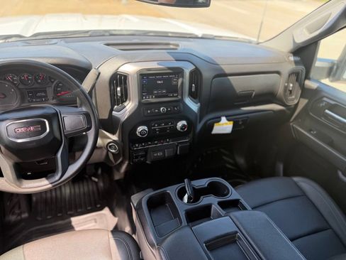 Used 2024 GMC Sierra 2500 Pro w/ Fleet Convenience Package AWD/4WD image 15