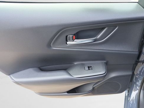 New 2026 Toyota Prius Plug-In Hybrid FWD image 8