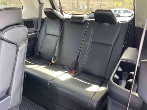 Used 2026 Toyota Grand Highlander XLE image 21