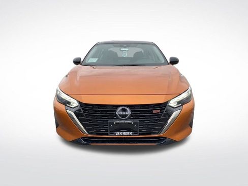 New 2025 Nissan Sentra SR w/ Lighting Package image 10