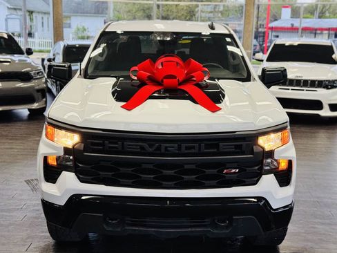Used 2023 Chevrolet Silverado 1500 Custom Trail Boss AWD/4WD image 23