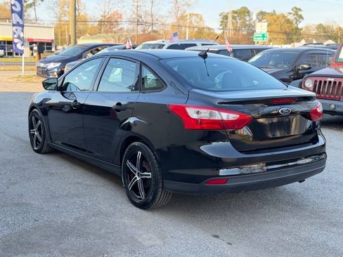 Used 2014 Ford Focus S FWD image 6