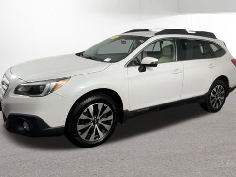 Used 2016 Subaru Outback 2.5i Limited AWD/4WD image 4