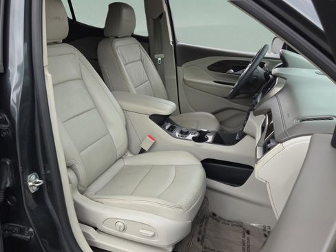 Used 2019 GMC Terrain Denali w/ Advanced Safety Package image 24