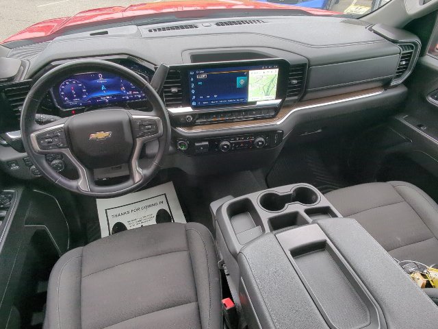 Used 2025 Chevrolet Silverado 1500 LT AWD/4WD image 15