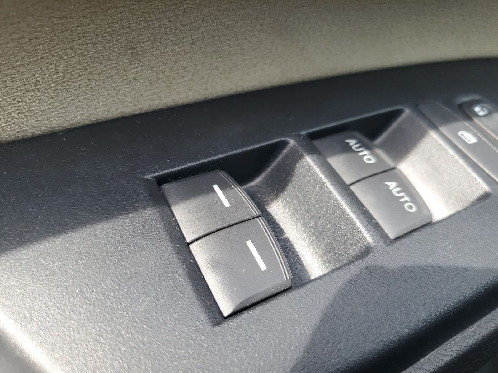 Used 2019 Honda CR-V EX image 24