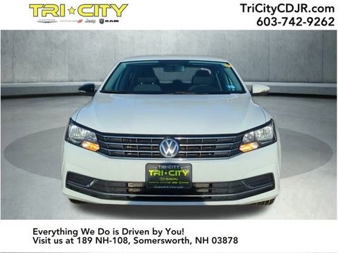 Used 2016 Volkswagen Passat 1.8T S image 11