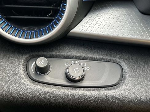 Certified 2024 Chevrolet Trax LS image 25