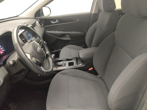 Used 2019 Kia Sorento FWD w/ LX Convenience Package image 17