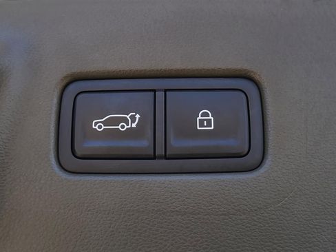 Used 2025 Hyundai Santa Fe Calligraphy FWD image 11