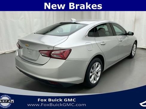Used 2022 Chevrolet Malibu LT image 3