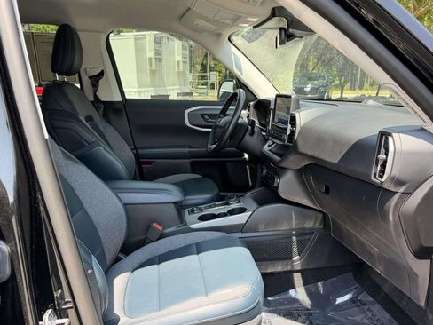 Used 2023 Ford Bronco Sport Outer Banks w/ Tech Package AWD/4WD image 10