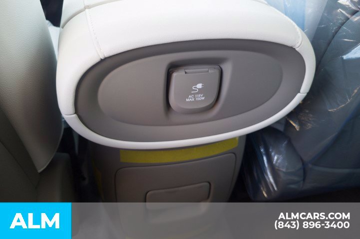 Certified 2026 Hyundai Palisade Limited FWD image 24